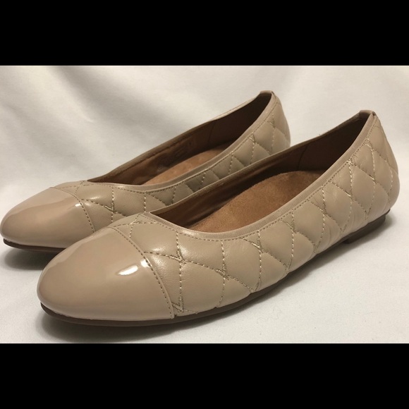 Vionic Shoes - Vionic Desiree Quilted Leather Ballet Flats